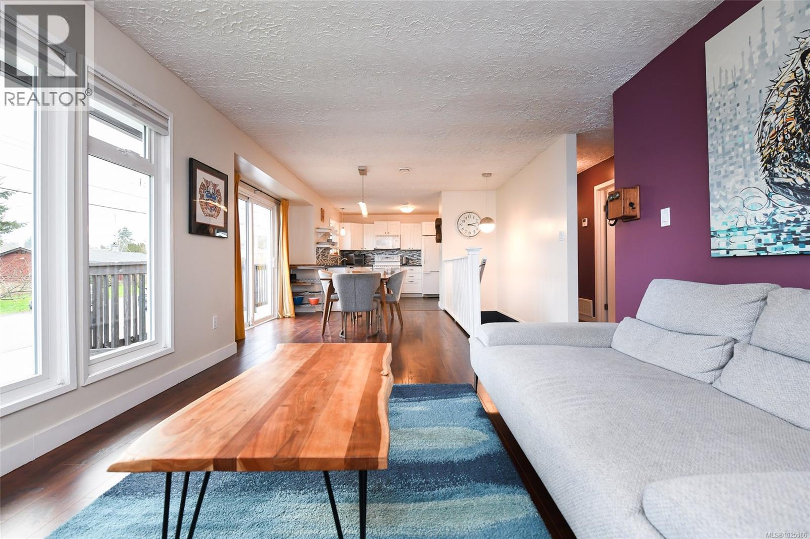 599 23rd St, Courtenay, British Columbia V9N 7K9 - Photo 12 - 1025586