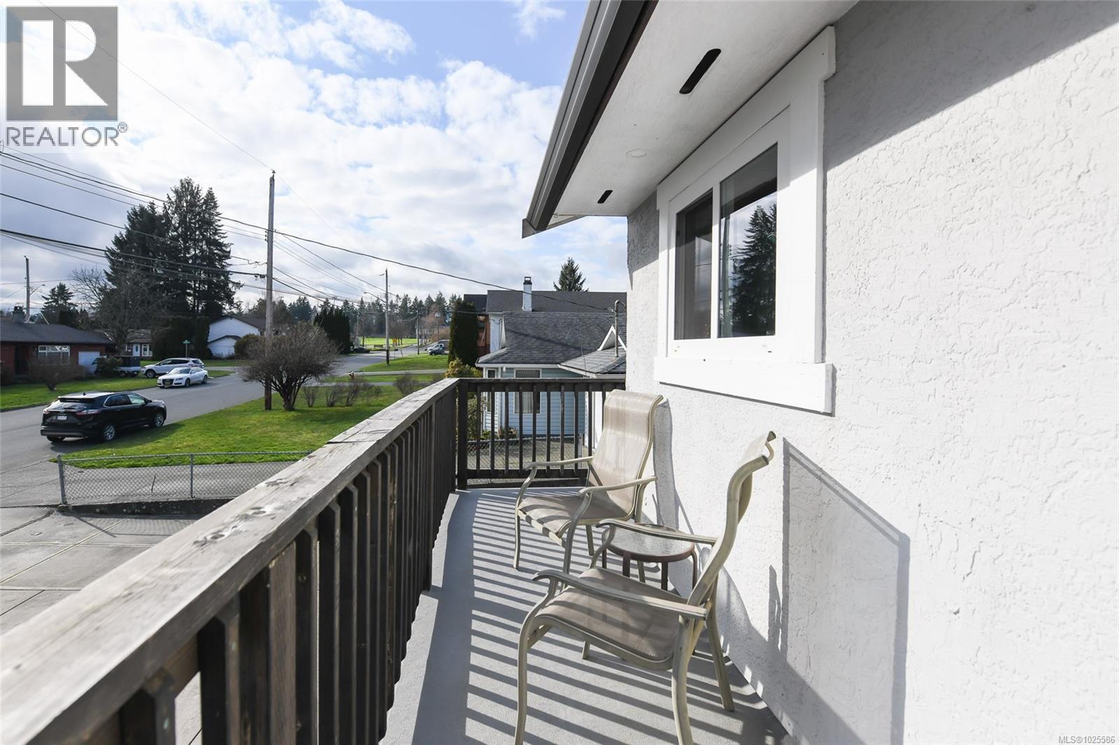 599 23rd St, Courtenay, British Columbia V9N 7K9 - Photo 48 - 1025586