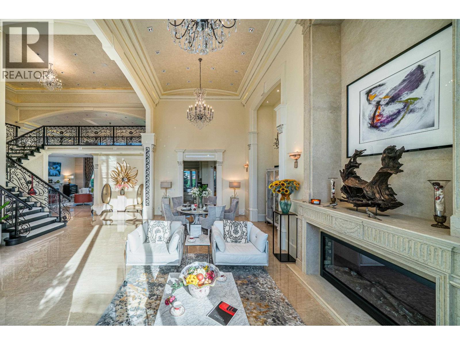 Listing Picture 7 of 37 : 7531 SUNNYBANK AVENUE, Richmond / 烈治文 - 魯藝地產 Yvonne Lu Group - MLS Medallion Club Member