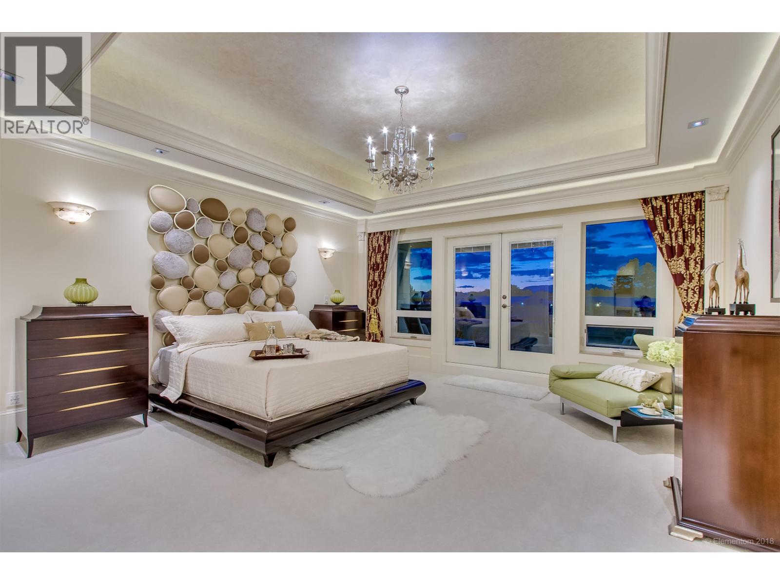 Listing Picture 21 of 37 : 7531 SUNNYBANK AVENUE, Richmond / 烈治文 - 魯藝地產 Yvonne Lu Group - MLS Medallion Club Member