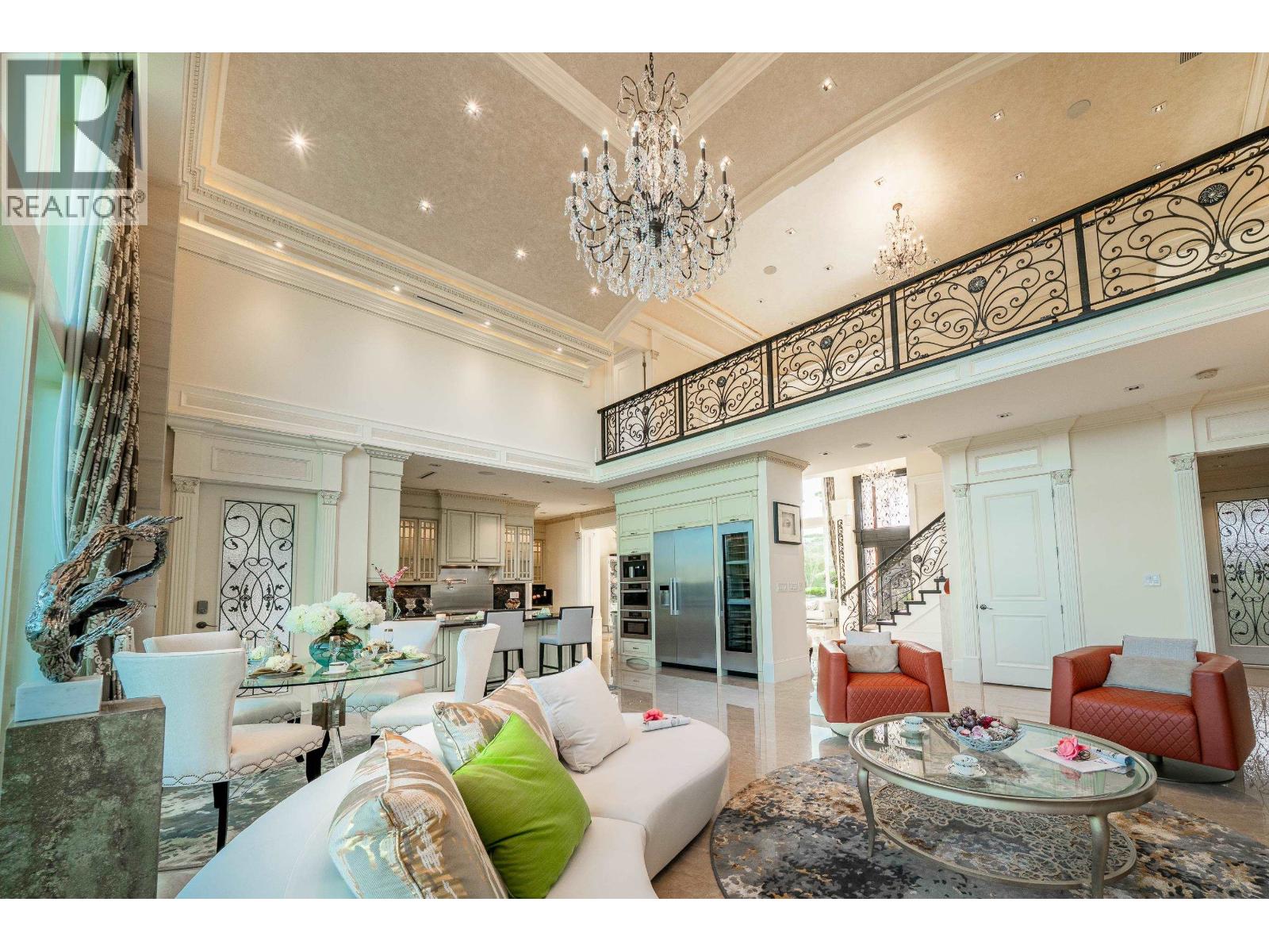 Listing Picture 10 of 37 : 7531 SUNNYBANK AVENUE, Richmond / 烈治文 - 魯藝地產 Yvonne Lu Group - MLS Medallion Club Member