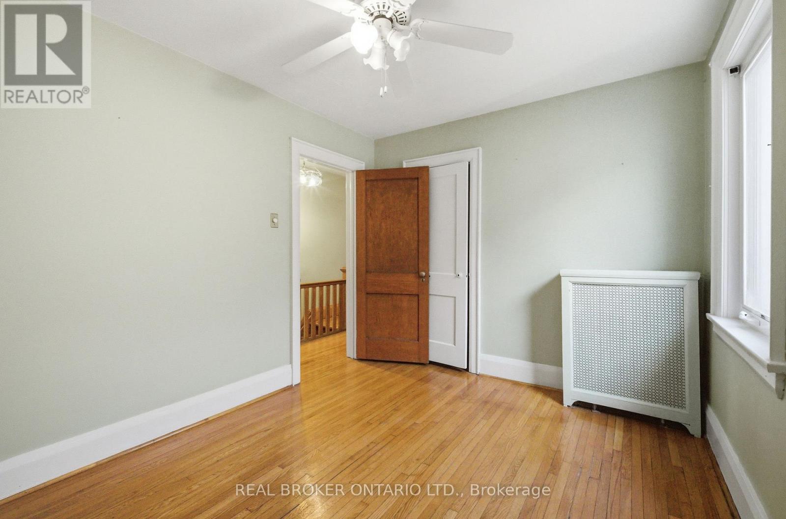 46 Cherrywood Avenue, Toronto, Ontario  M6C 2X3 - Photo 14 - C12784714