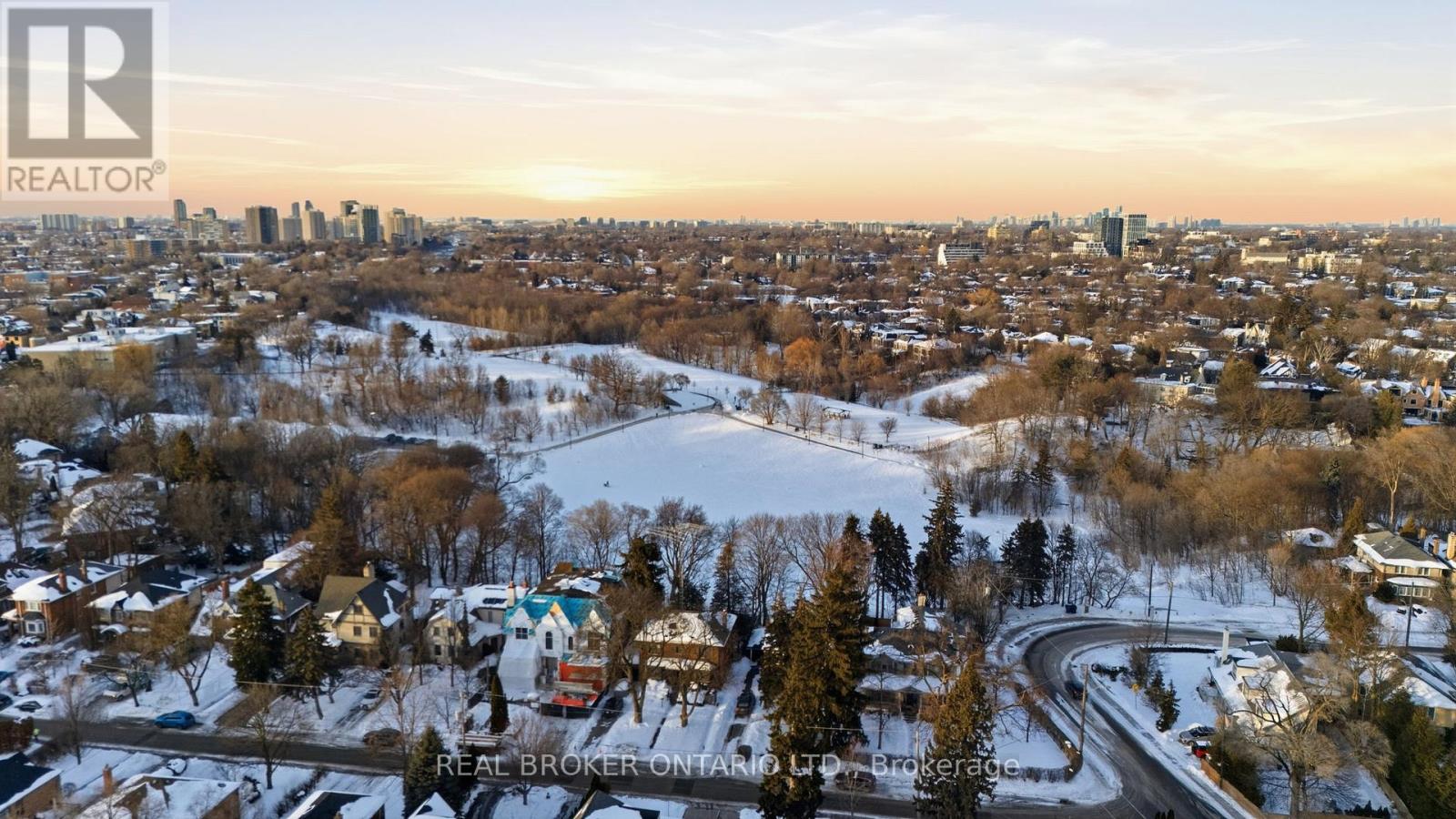 46 Cherrywood Avenue, Toronto, Ontario  M6C 2X3 - Photo 27 - C12784714