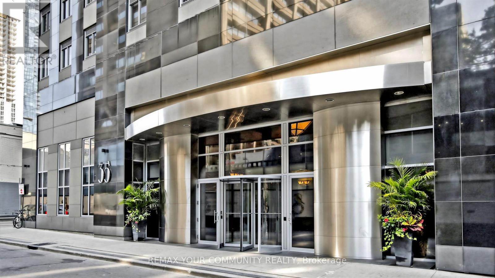 2607 - 35 Balmuto Street, Toronto, Ontario  M4Y 0A3 - Photo 22 - C12787572