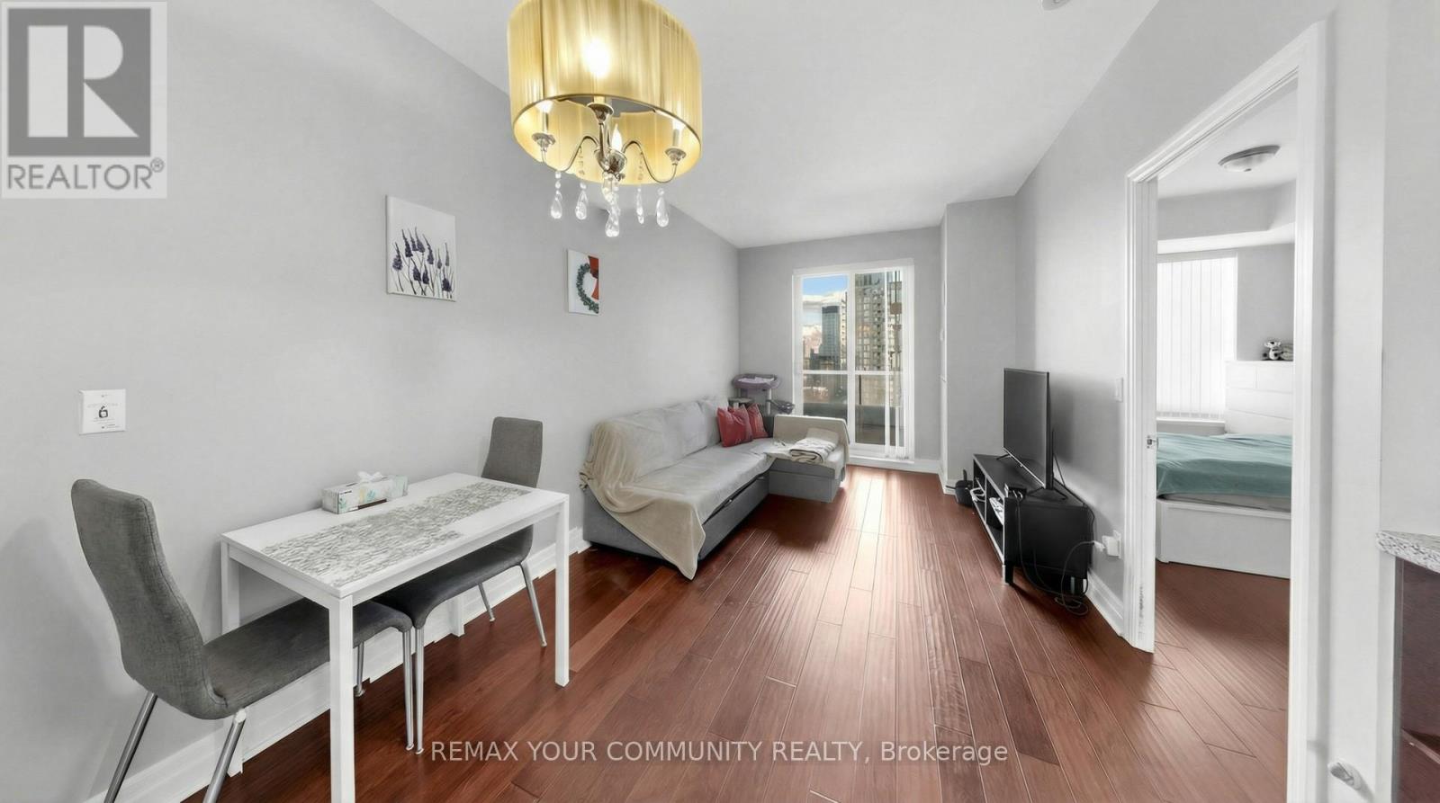 2607 - 35 Balmuto Street, Toronto, Ontario  M4Y 0A3 - Photo 3 - C12787572