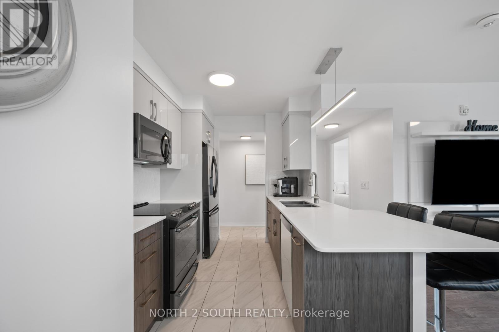 514 - 741 Sheppard Avenue W, Toronto, Ontario  M3H 0C9 - Photo 8 - C12787608