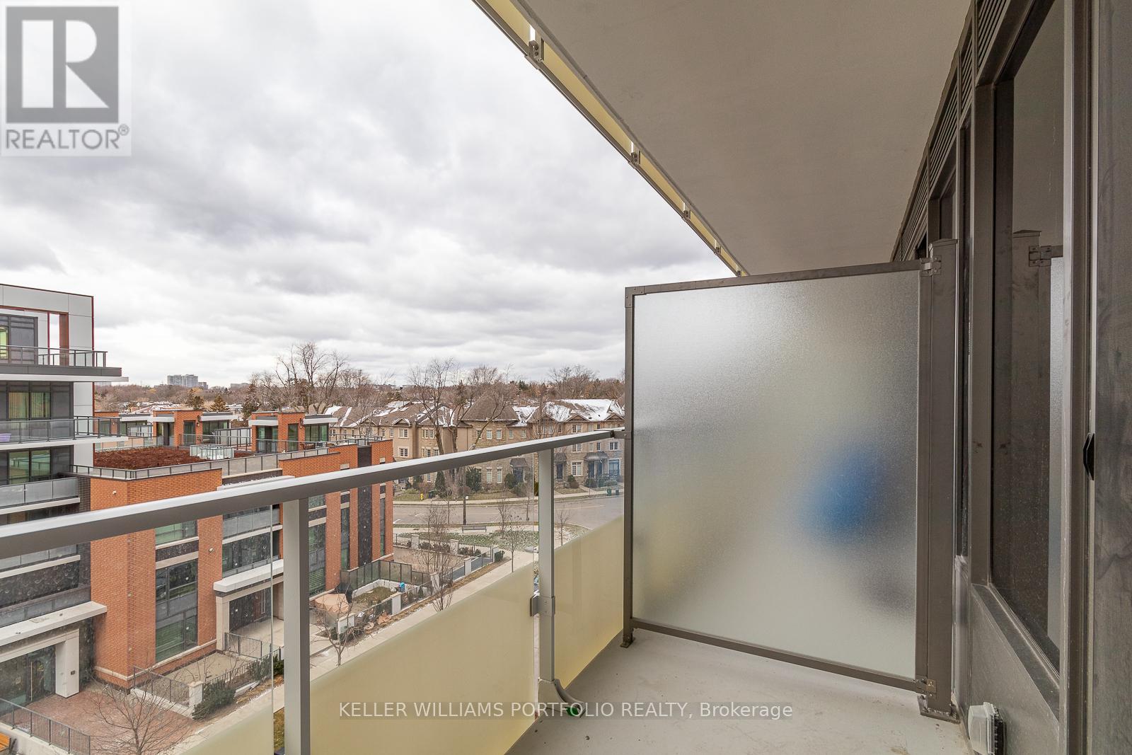 608 - 75 Canterbury Place, Toronto, Ontario  M2N 0L2 - Photo 15 - C12787638