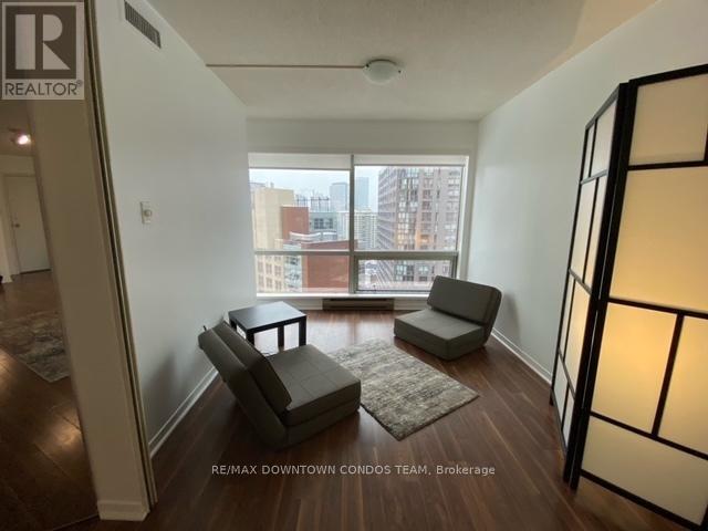 1706 - 1001 Bay Street, Toronto, Ontario  M5S 3A6 - Photo 11 - C12787682