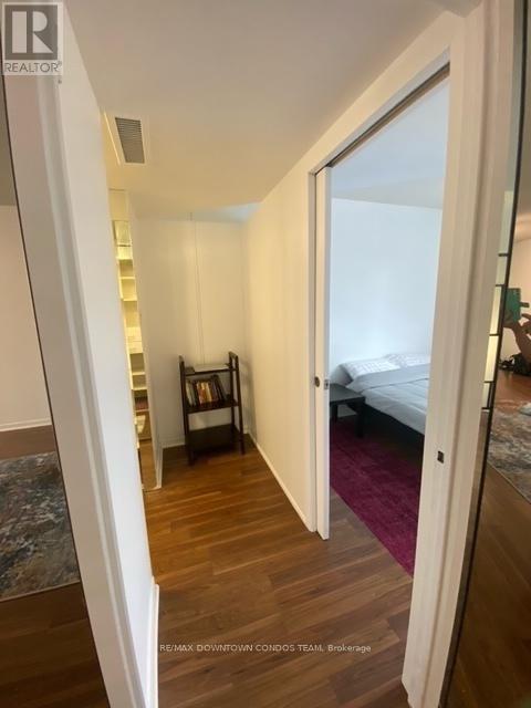 1706 - 1001 Bay Street, Toronto, Ontario  M5S 3A6 - Photo 14 - C12787682