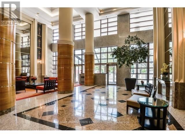 1706 - 1001 Bay Street, Toronto, Ontario  M5S 3A6 - Photo 3 - C12787682