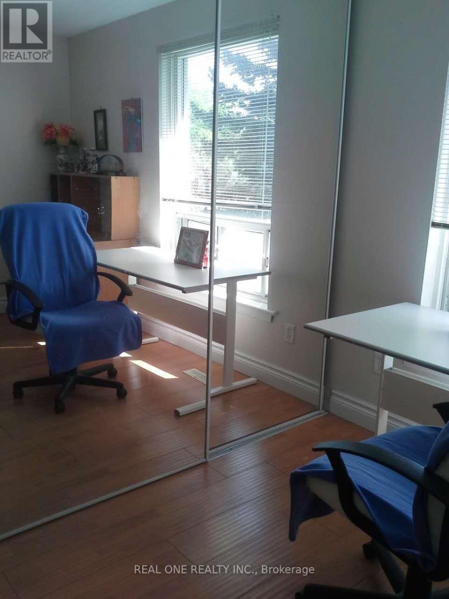 Main - 334 Chester Le Boulevard, Toronto, Ontario  M1W 2K6 - Photo 14 - E12787556