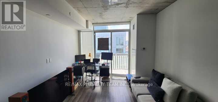 1402 - 45 Baseball Place, Toronto, Ontario  M4M 0H1 - Photo 2 - E12787636