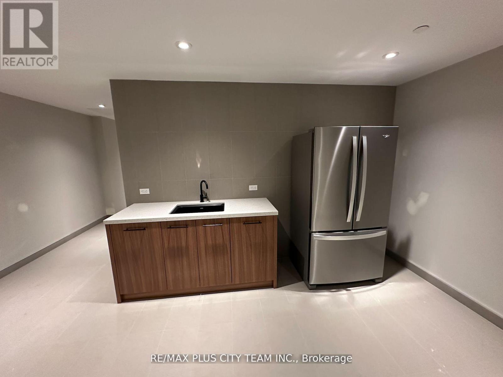 1402 - 45 Baseball Place, Toronto, Ontario  M4M 0H1 - Photo 23 - E12787636