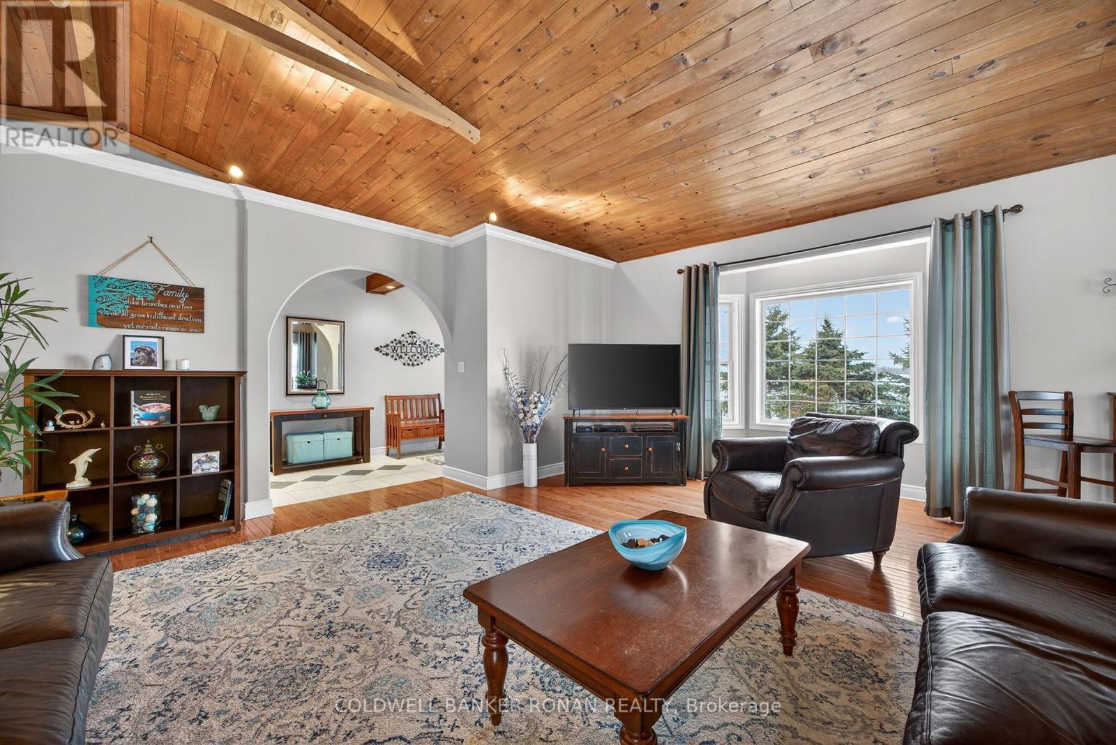 4886 15th Side Road, New Tecumseth, Ontario  L0L 1L0 - Photo 9 - N12787542