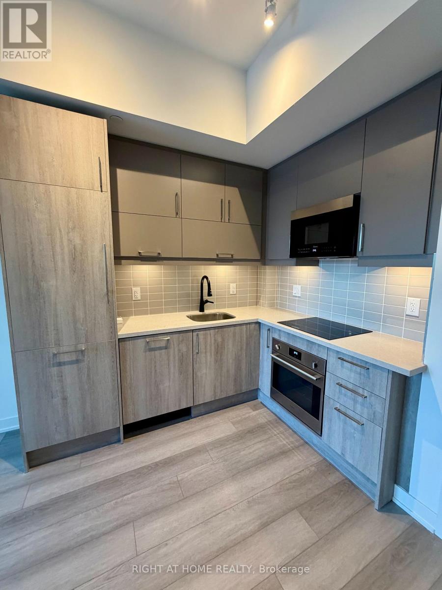 1032 - 8119 Birchmount Road, Markham, Ontario  L6G 0H6 - Photo 2 - N12787560