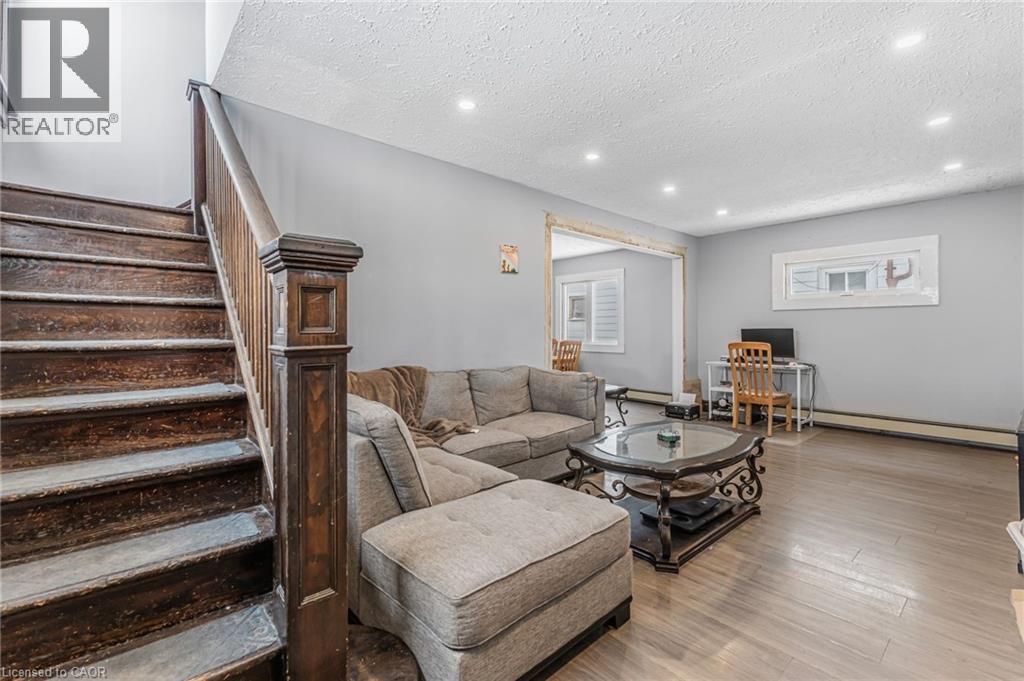 221 Bowen Road, Fort Erie, Ontario  L2A 2Y6 - Photo 6 - 40803002