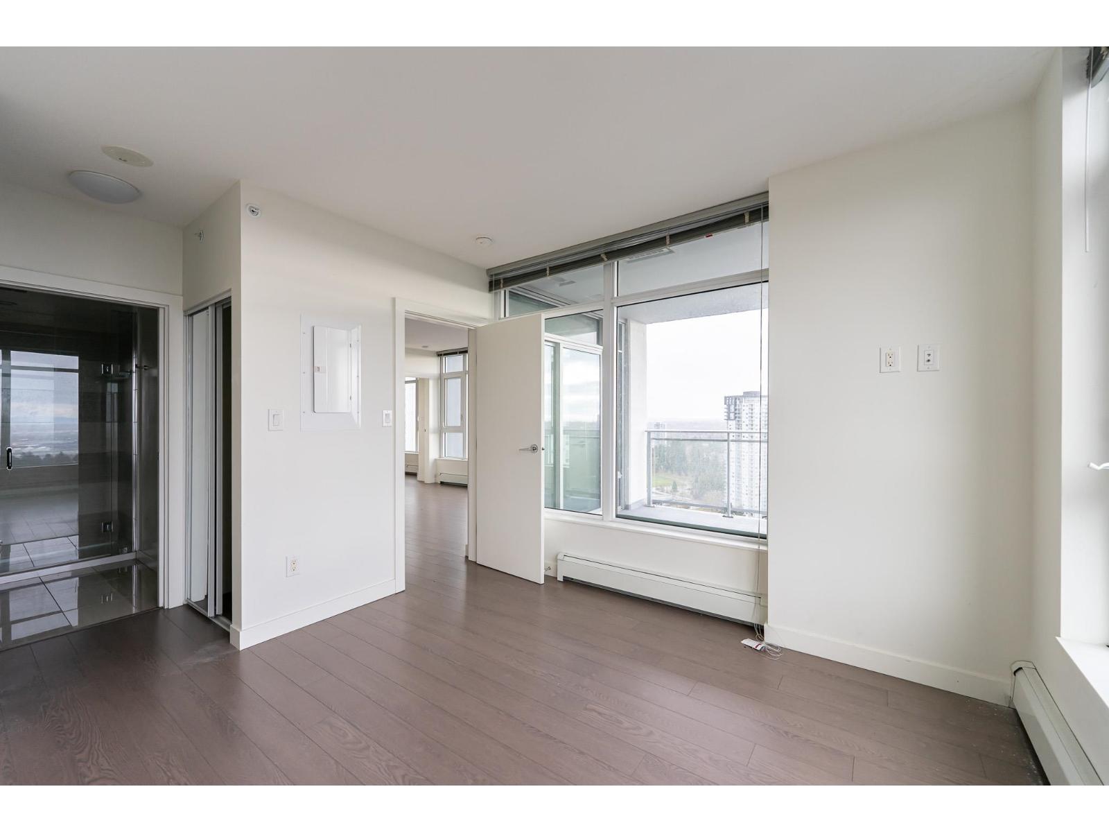 2906 13308 Central Avenue, Surrey, British Columbia V3T 0M4 - Photo 9 - R3086078