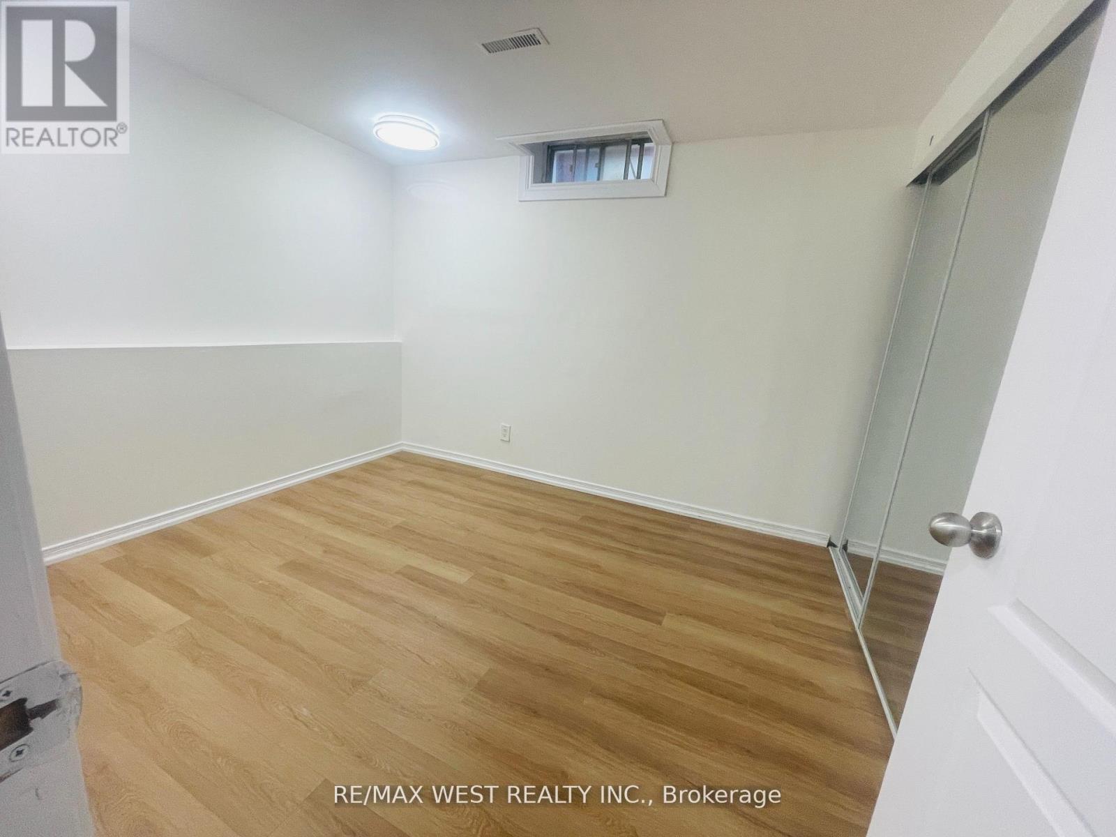 Bsmt - 82 Dafoe Crescent, Brampton, Ontario  L6Y 2L2 - Photo 6 - W12787544