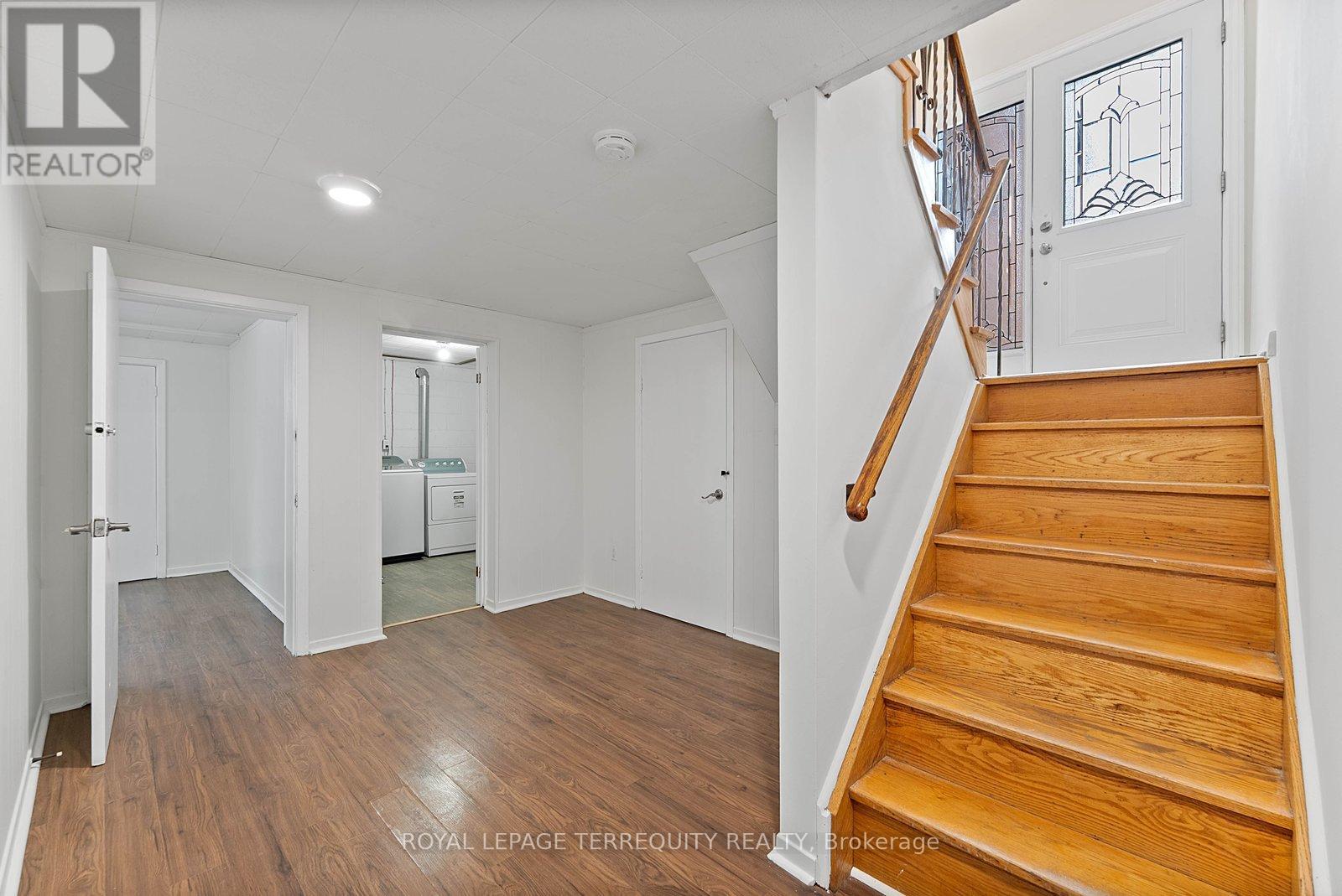 6 Peacham Crescent, Toronto, Ontario  M3M 1S1 - Photo 24 - W12787574