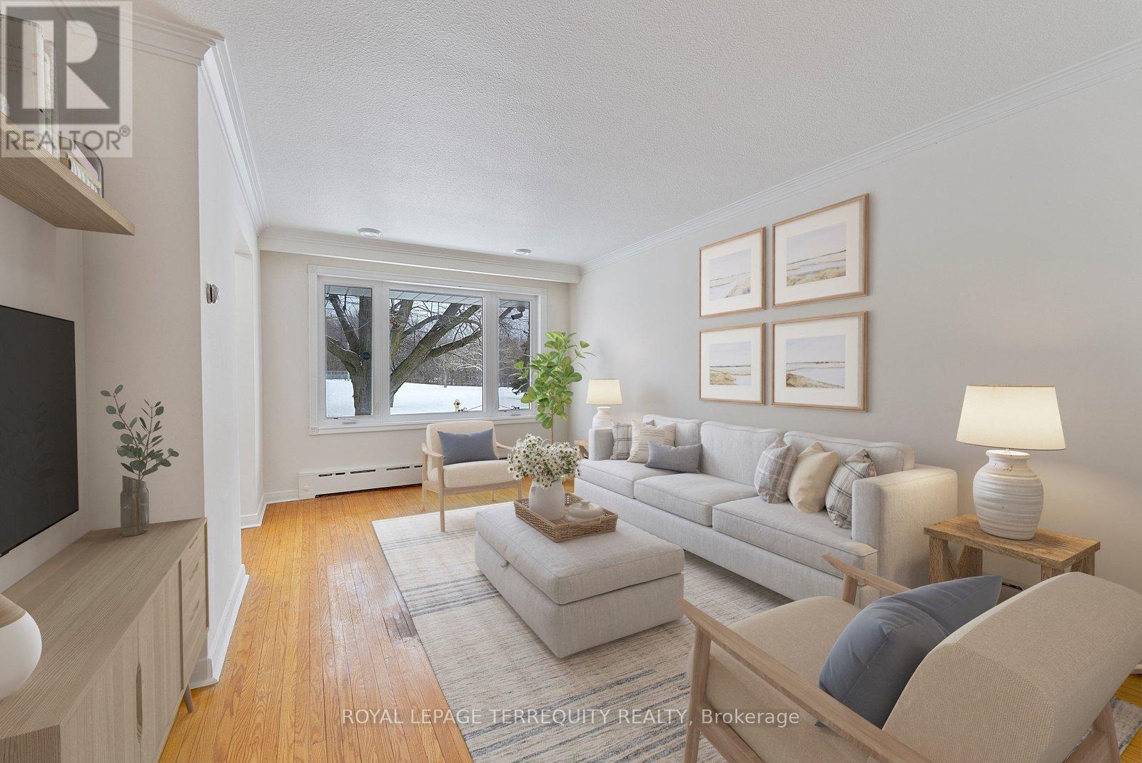 6 Peacham Crescent, Toronto, Ontario  M3M 1S1 - Photo 6 - W12787574