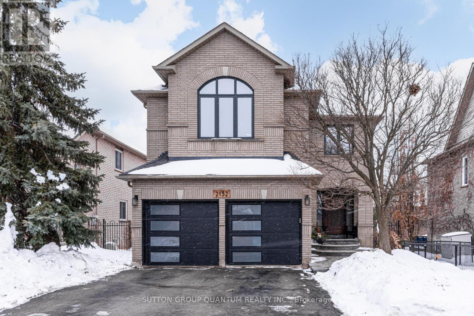 2152 GLENFIELD ROAD, Oakville, Ontario