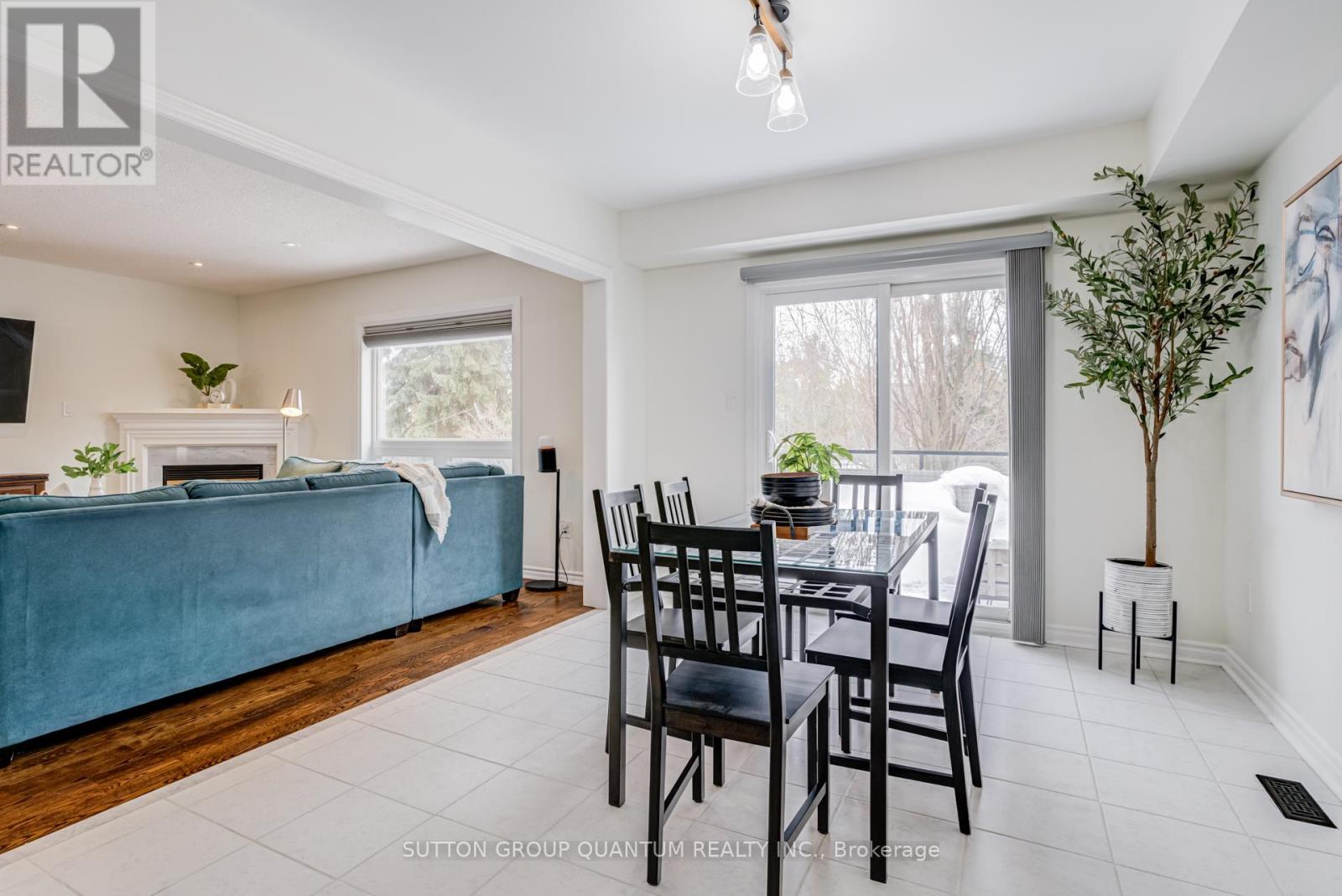 2152 Glenfield Road, Oakville, Ontario  L6M 3S6 - Photo 11 - W12787582