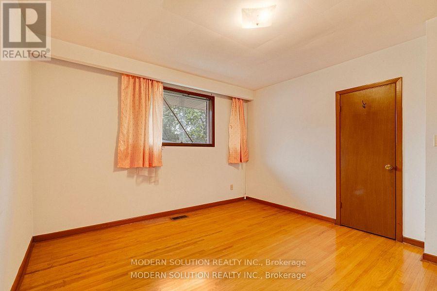 177 Eaglewood Boulevard, Mississauga, Ontario  L5G 1V8 - Photo 20 - W12787590