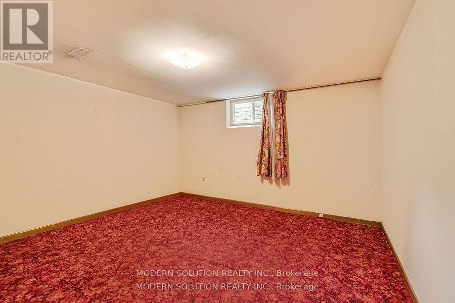 177 Eaglewood Boulevard, Mississauga, Ontario  L5G 1V8 - Photo 29 - W12787590