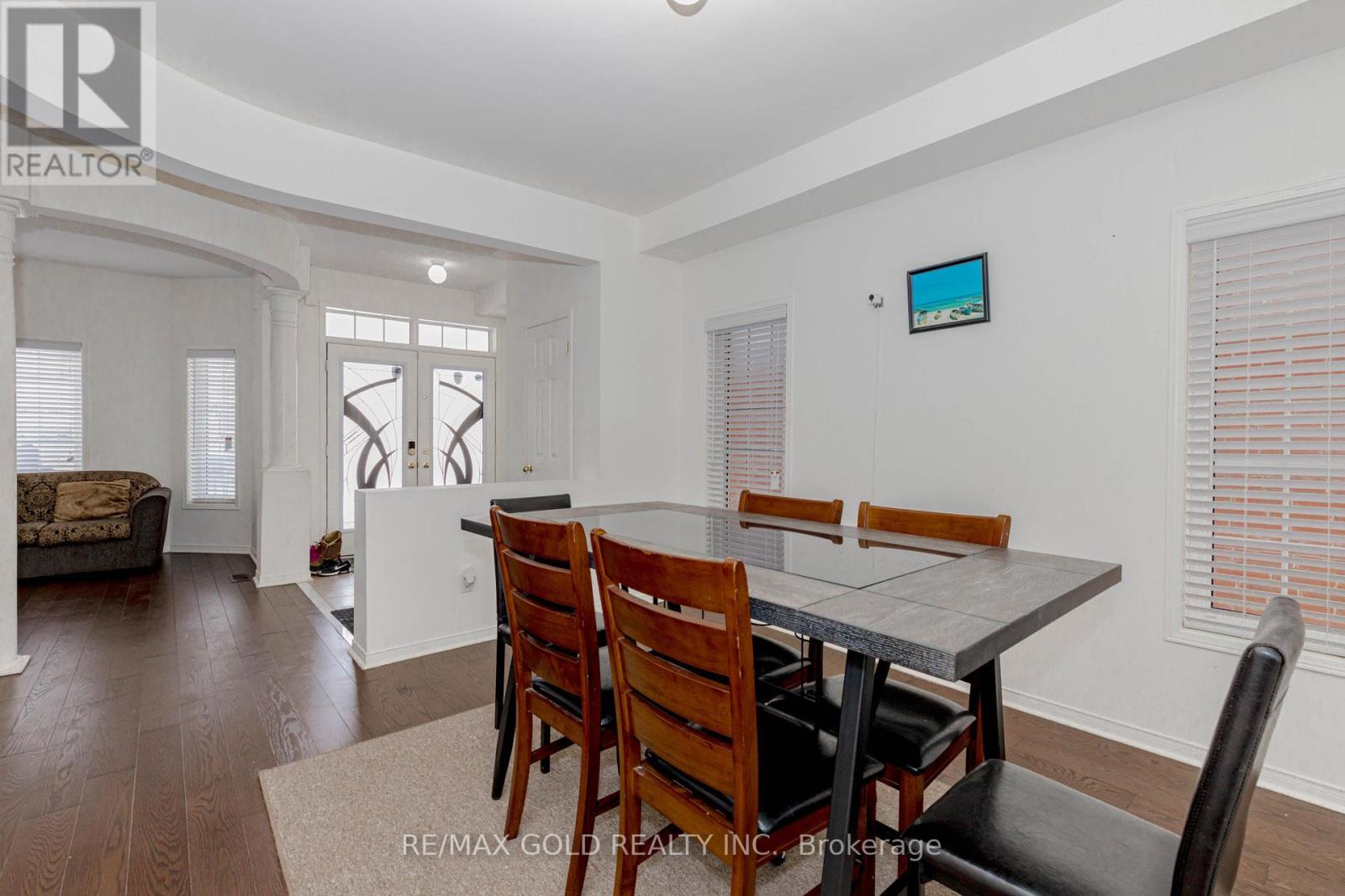 24 Cookview Drive, Brampton, Ontario  L6R 3T6 - Photo 10 - W12787592