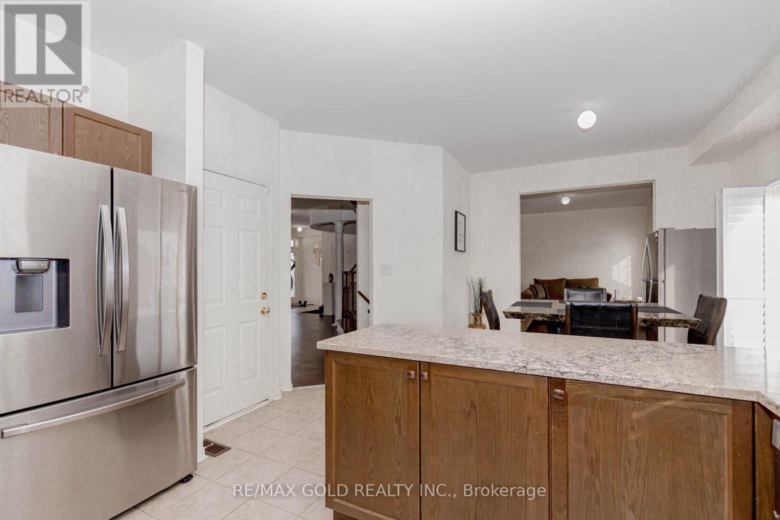 24 Cookview Drive, Brampton, Ontario  L6R 3T6 - Photo 17 - W12787592