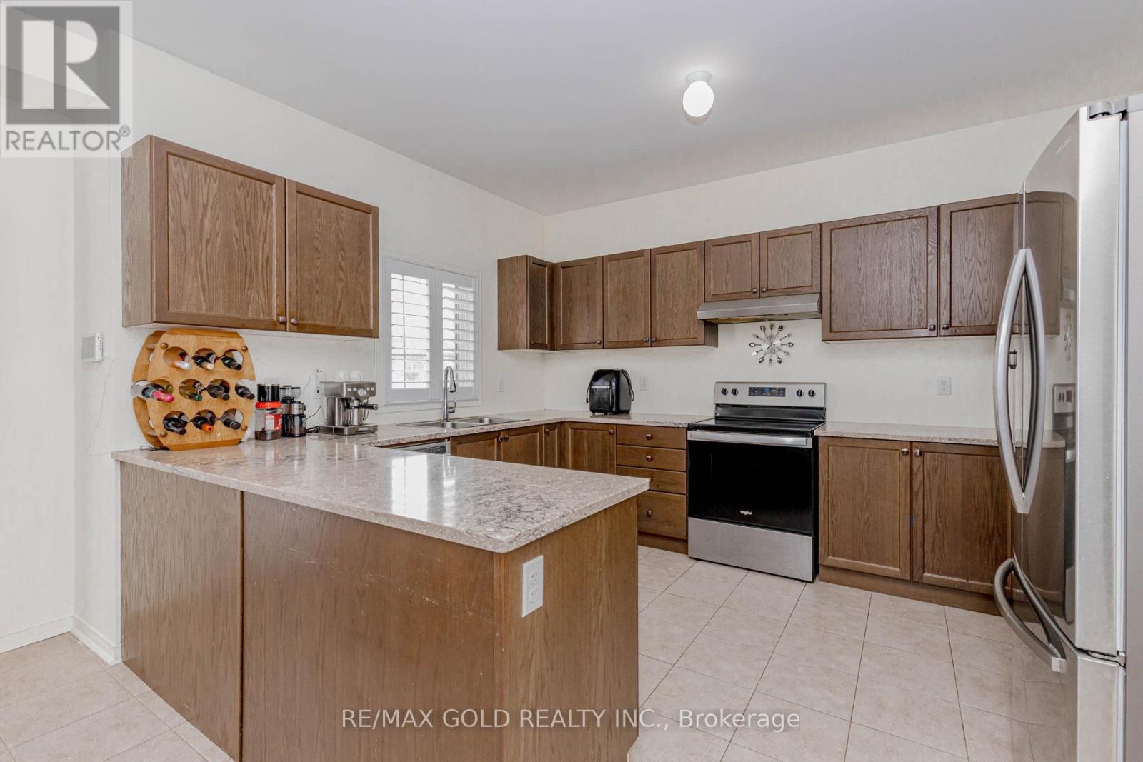 24 Cookview Drive, Brampton, Ontario  L6R 3T6 - Photo 18 - W12787592