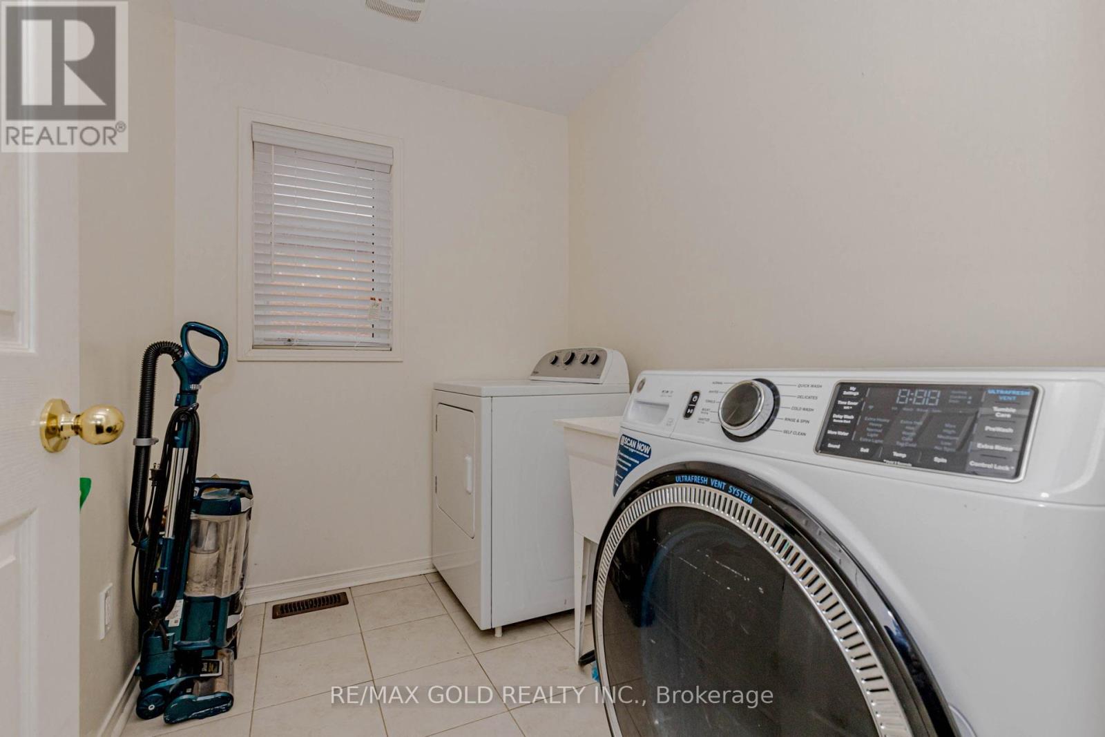 24 Cookview Drive, Brampton, Ontario  L6R 3T6 - Photo 40 - W12787592