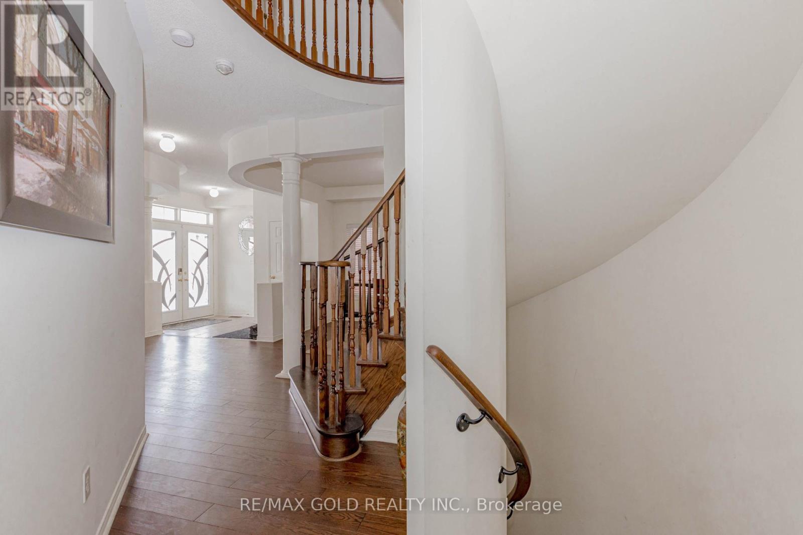 24 Cookview Drive, Brampton, Ontario  L6R 3T6 - Photo 8 - W12787592