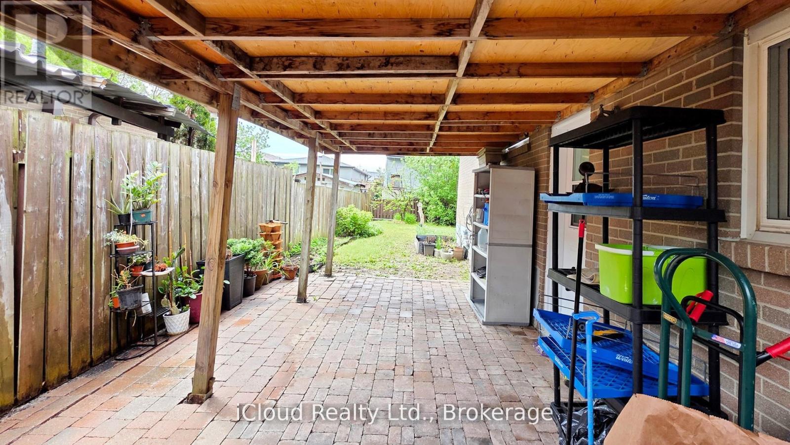 19 Flamingo Crescent, Brampton, Ontario  L6T 2G4 - Photo 29 - W12787646