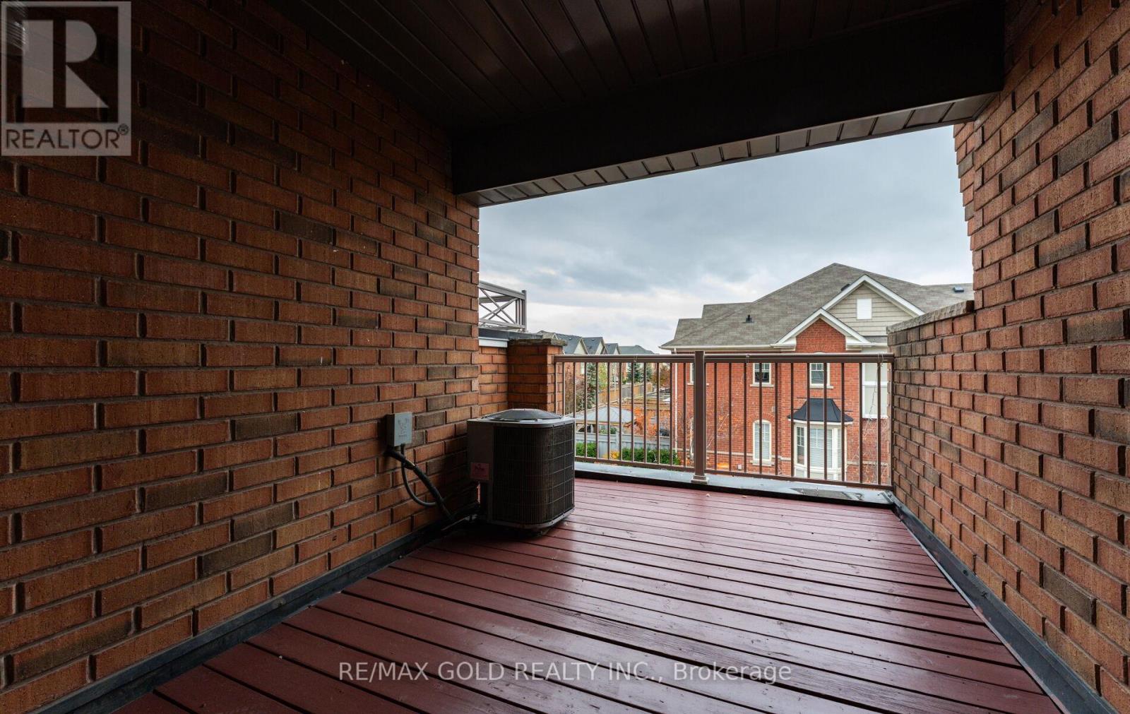 45 Seachart Place, Brampton (Brampton East), Ontario  L6P 3E1 - Photo 14 - W12787660