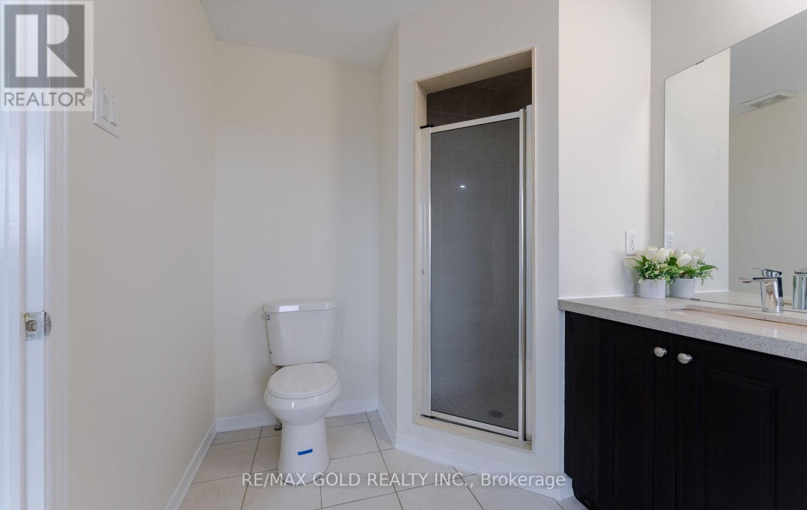 45 Seachart Place, Brampton (Brampton East), Ontario  L6P 3E1 - Photo 32 - W12787660