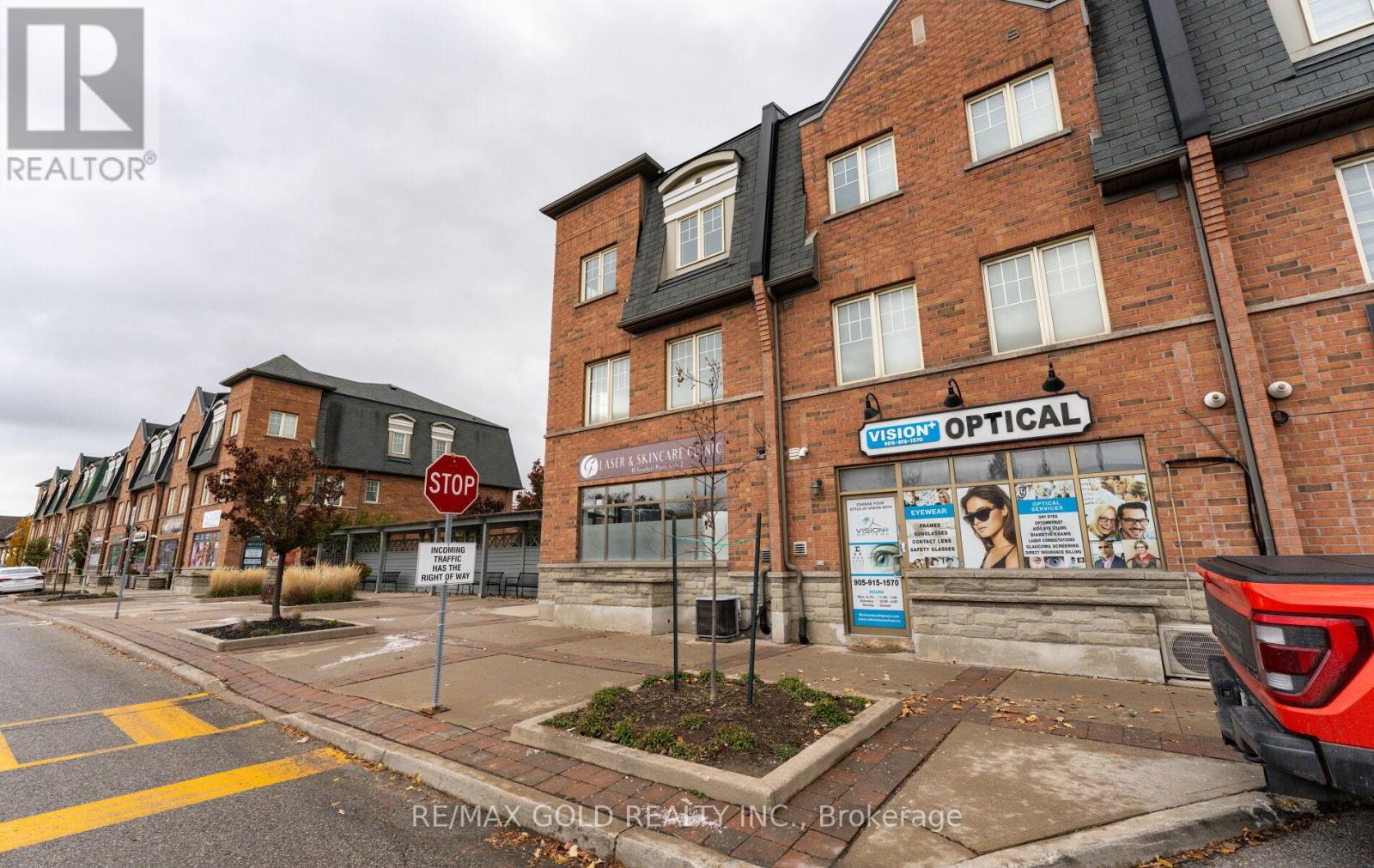 45 Seachart Place, Brampton (Brampton East), Ontario  L6P 3E1 - Photo 40 - W12787660