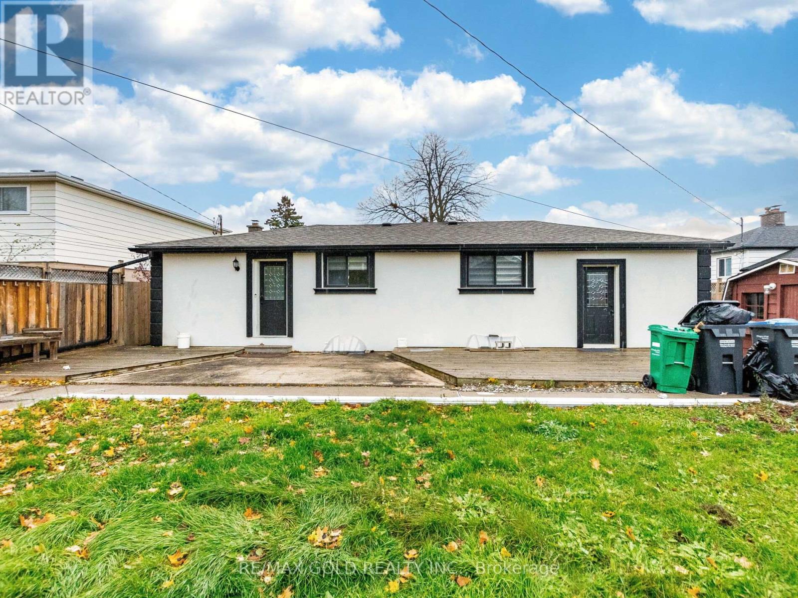 38 Aintree Crescent, Brampton, Ontario  L6T 2T3 - Photo 11 - W12787666