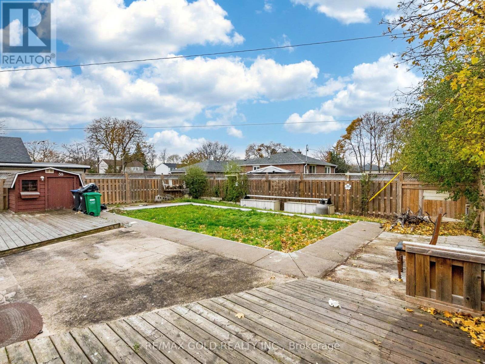 38 Aintree Crescent, Brampton, Ontario  L6T 2T3 - Photo 12 - W12787666