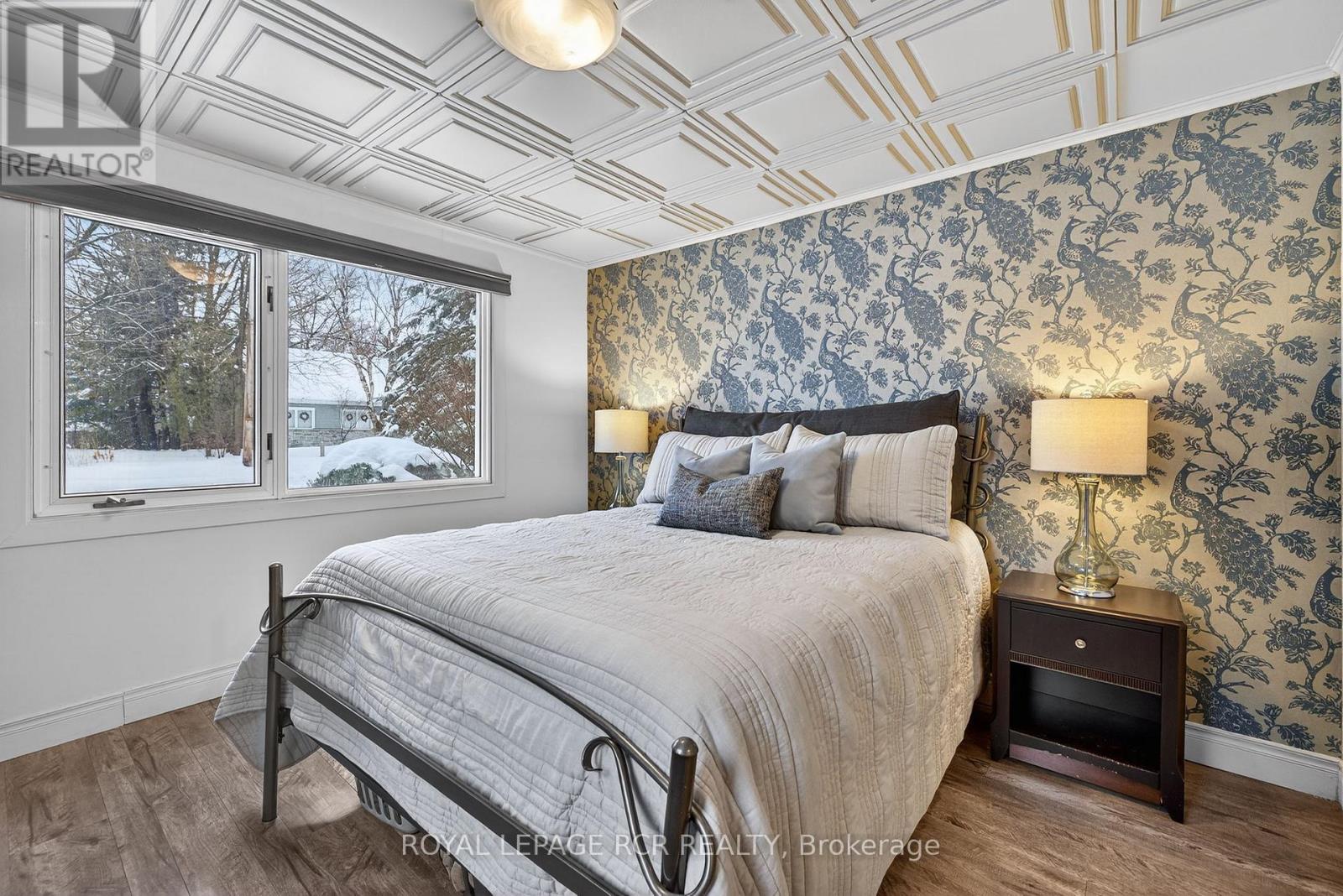 11 Hilltop Drive, Caledon, Ontario  L7C 1K7 - Photo 19 - W12787686