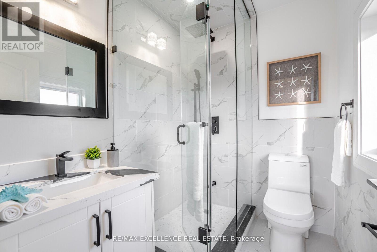 55 Renfield Street, Toronto, Ontario  M6M 4V5 - Photo 25 - W12787696