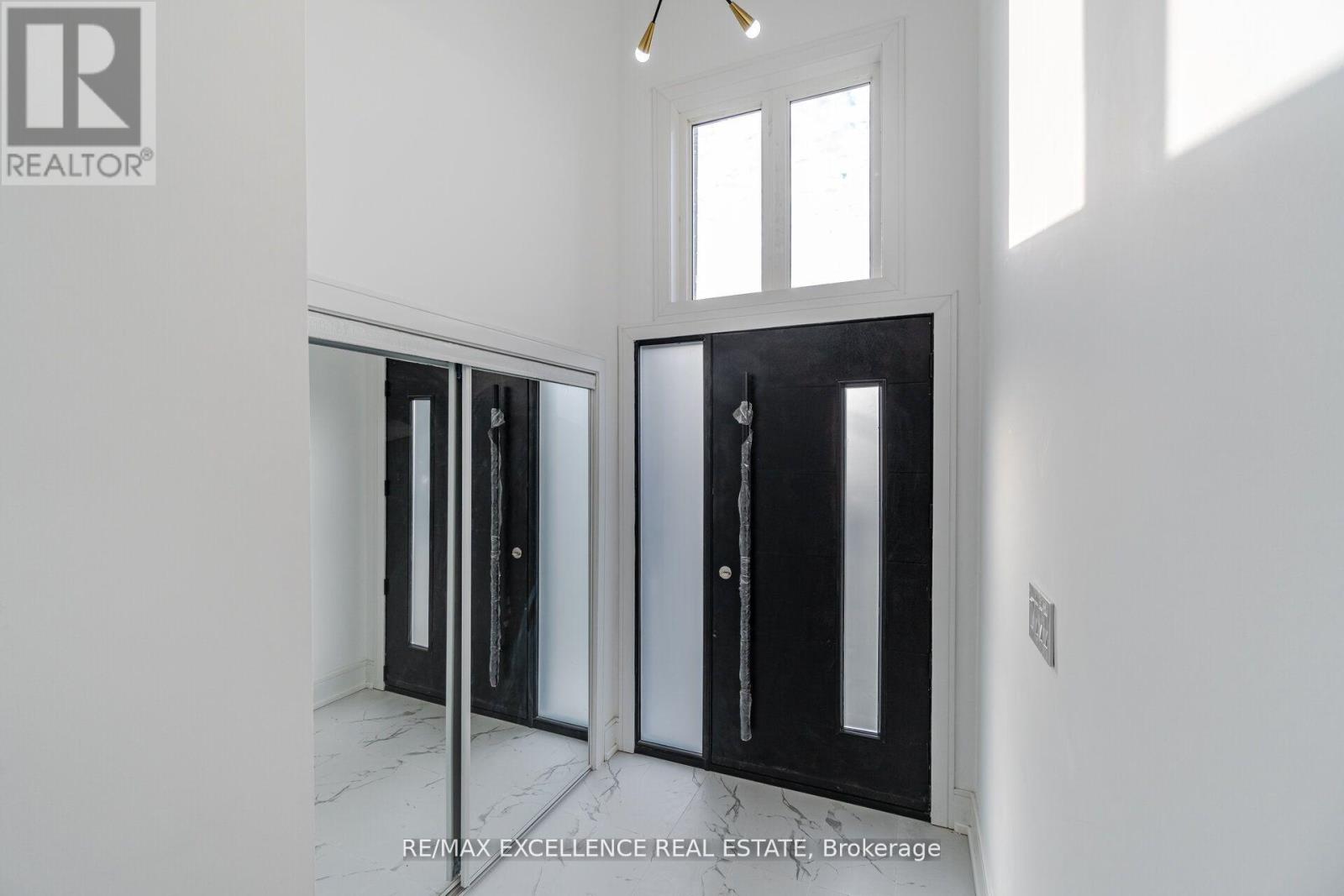 55 Renfield Street, Toronto, Ontario  M6M 4V5 - Photo 3 - W12787696