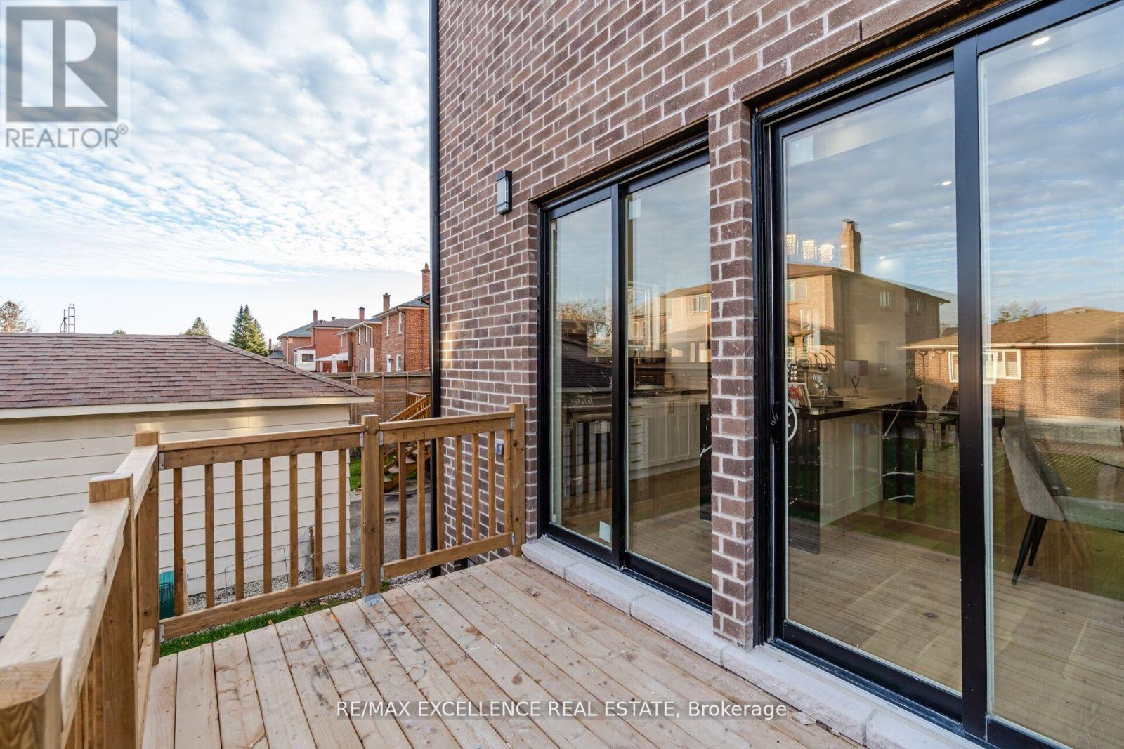 55 Renfield Street, Toronto, Ontario  M6M 4V5 - Photo 38 - W12787696