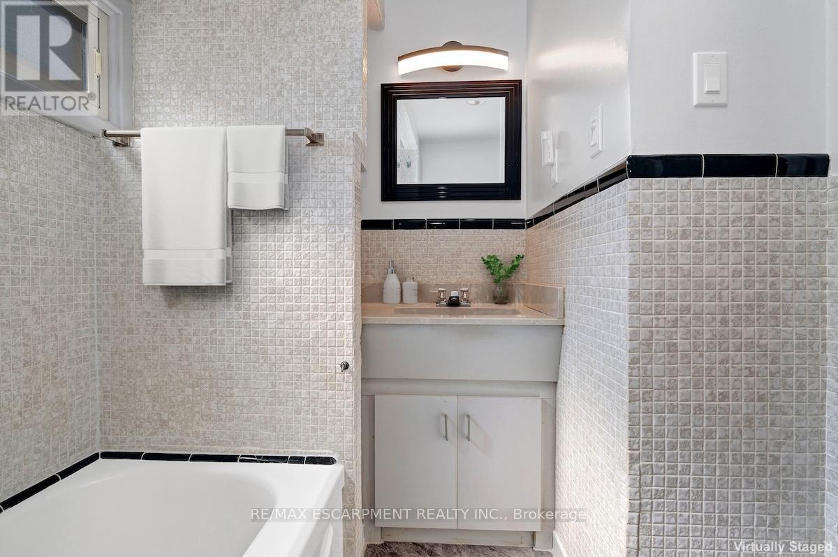 14 Niagara Street, Hamilton, Ontario  L8L 6A2 - Photo 16 - X12787546