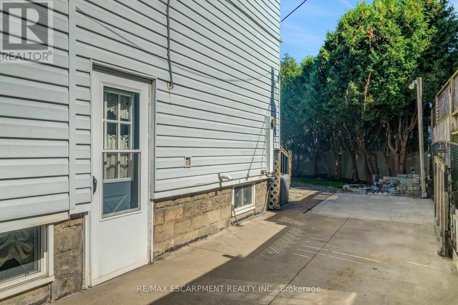 14 Niagara Street, Hamilton, Ontario  L8L 6A2 - Photo 41 - X12787546