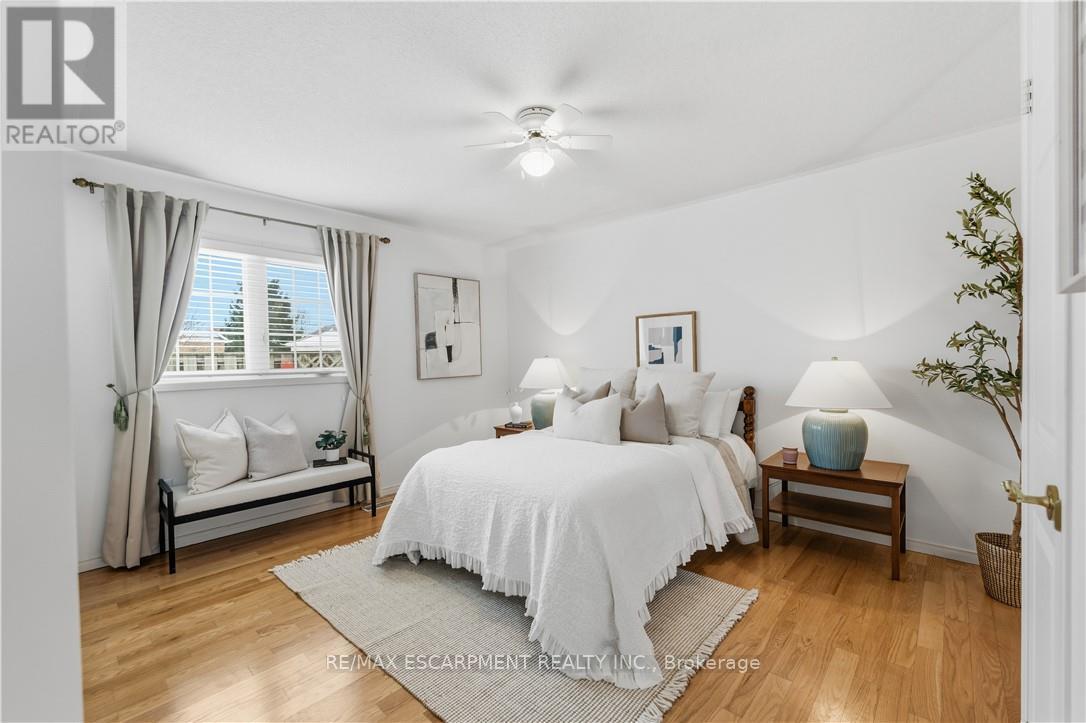 142 Silverbirch Avenue, Hamilton, Ontario  L0R 1W0 - Photo 12 - X12787612