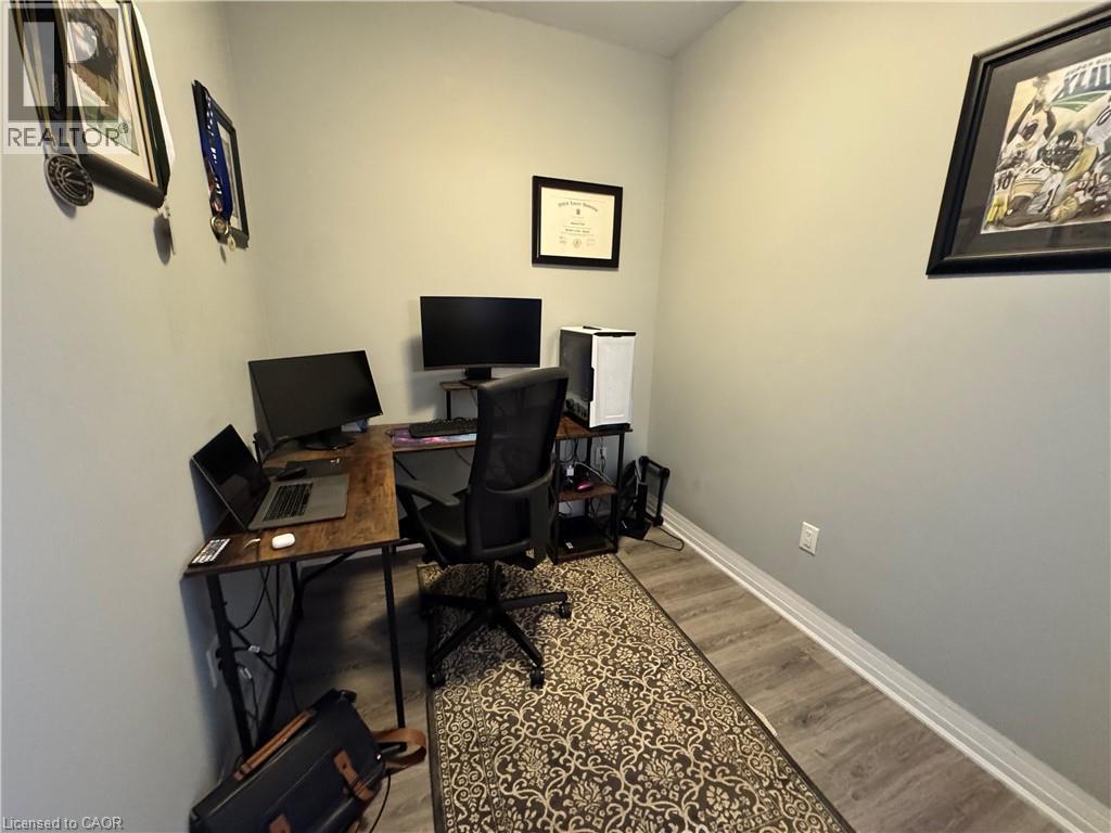 10 Concord Place Unit# 404, Grimsby, Ontario  L3M 0G6 - Photo 15 - 40804674