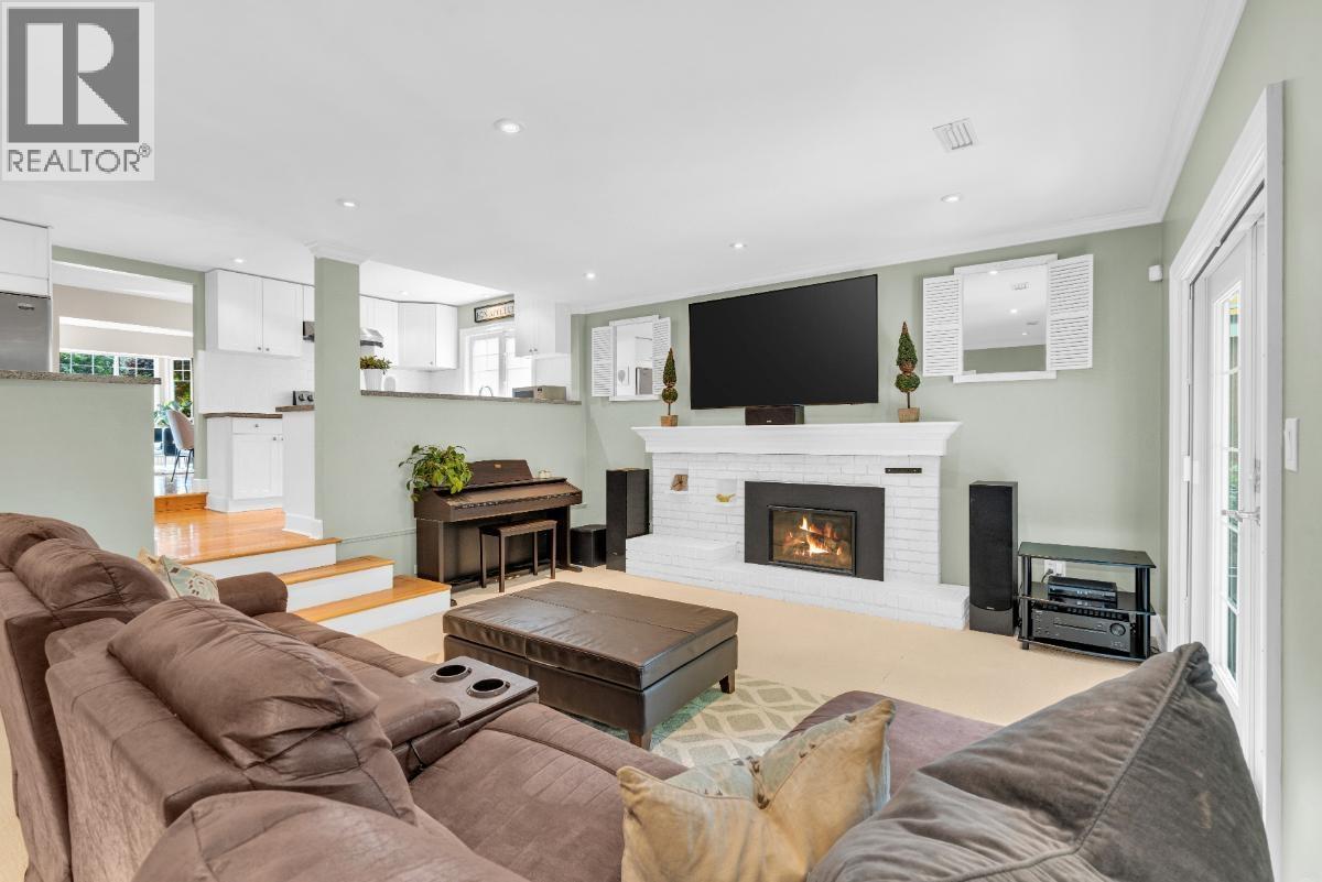 Listing Picture 10 of 40 : 9231 PARKSVILLE DRIVE, Richmond / 烈治文 - 魯藝地產 Yvonne Lu Group - MLS Medallion Club Member