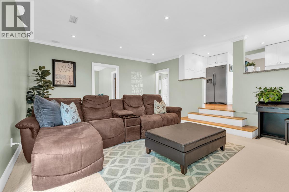 Listing Picture 11 of 40 : 9231 PARKSVILLE DRIVE, Richmond / 烈治文 - 魯藝地產 Yvonne Lu Group - MLS Medallion Club Member