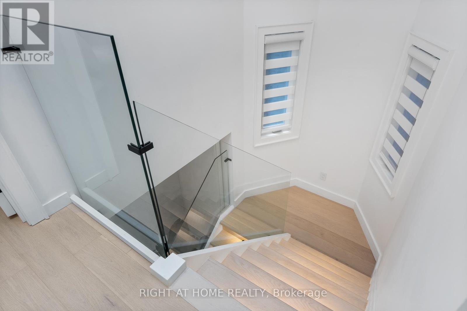 46 Hewitt Avenue, Toronto, Ontario  M6R 1Y3 - Photo 16 - W12787508